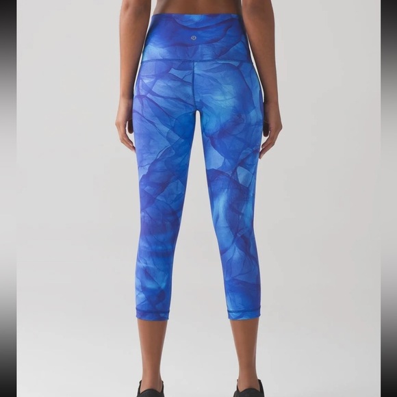 lululemon athletica Pants - Lululemon Wunder Under HR Crop
